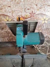 كتر يلمز نظيف جدا ويه تيقه جديده...وبسعر مناسب 07508904328