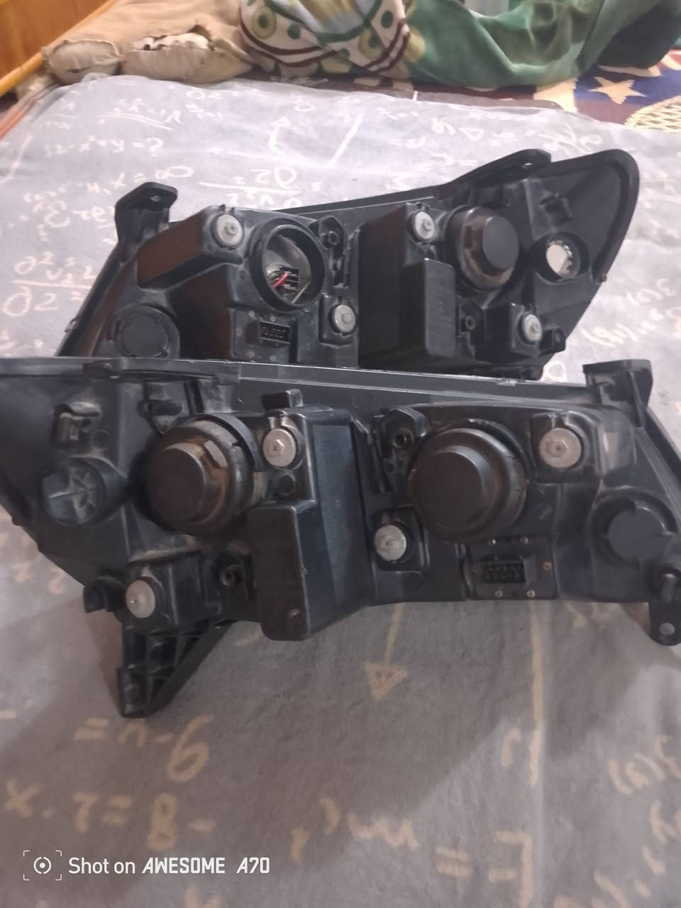 للبيع زوج لايت ام كراند السعر 70 الف في محافظة ميسان ***********
