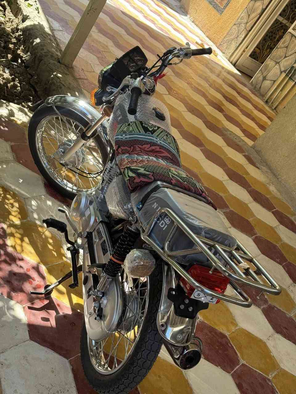 البيع مديل 27 صاله شهرين من طالعه مكاني طواريج 
 رقمي ***********
