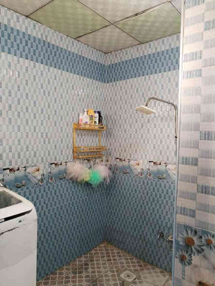 دار للرهن  ... مساحة 200 متر  
رهينه 20 مليون قفل مدة سنتين 
الموقع ... سايدين المطار خلف مدرسة سما بغداد الاهليه 
يحتوى على ... غرفتين وصاله ومطبخ واستقبال وصحيات ومكشوفات وطارمه . للاستفسار *********** 
كلوله من طرف علي علي أمانة ابو فاضل
