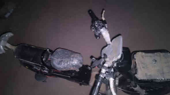 السلام عليكم شباب دراجه شحن للبيع سعر 400 بها مجال رقم ***********
