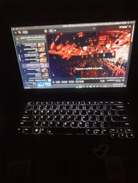 i5 جيل 8 • ٢٥٦ SSD • ٨ جيجا رام