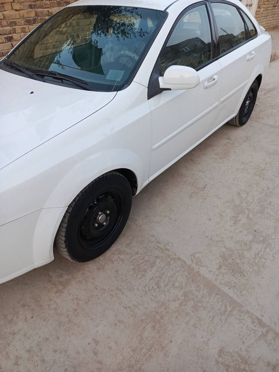 اوبتره موديل 2011 رقم ذي قار مكفوله من صبغ وتبديل مكينه اوكير مكفولات حداديه جديده تبريد ثلج سعره 78  مكان السياره ذي قار الشطره للستفسار اتصل على رقم  ***********
