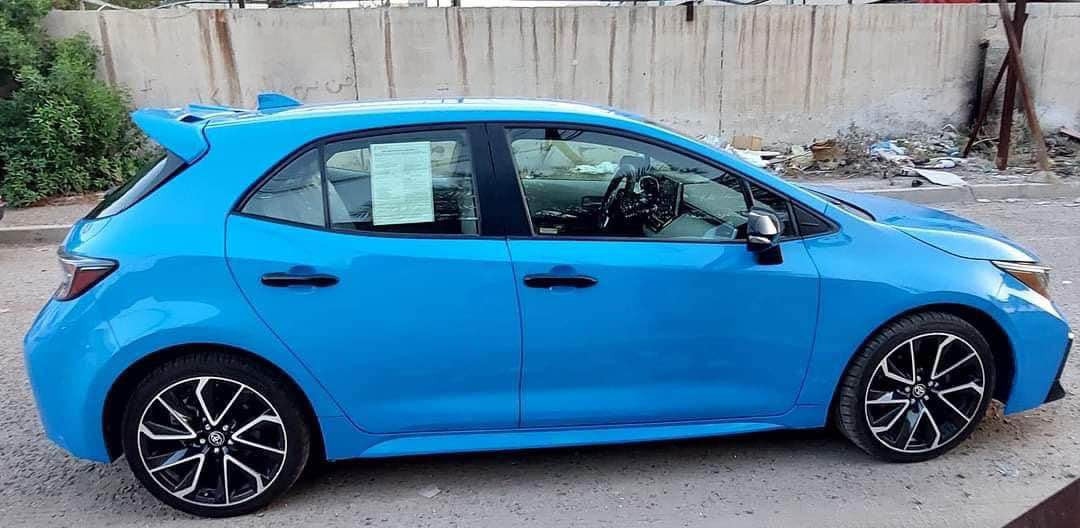 السلام عليكم كورلا هاتشباك فول مواصفات (XSE) موديل 2019 ماشية 70000 كيلو فقط رقمها بغداد الجديد السيارة موجودة بالبصرة عنواني خلف القمر المنير رايدها ب 130 وبيها مجال بسيط 
للتواصل الاتصال على *********** البصرة, العراق
