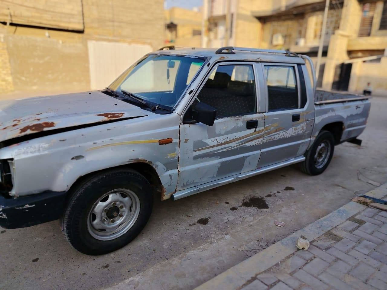 السلام عليكم بيكم حمل مديل 1991 للبيع محرك خير من الله جديد يعني وشوفت عينك يرادلها حداديه تعبانه ومضوبه من كدام 
سعر 28ورقه وبيه مجال  مكان بغداد حي الكوفه رقم *********** واهلا وسهلا،......
