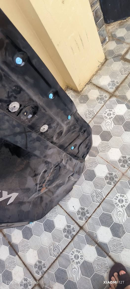 قبغ صندوق كيا سبورتج 2024 امريكي .. لون اسود .. بيه ضربه مثل ماموضح بالصور.. 130 الف
مكاني موصل.. 
***********
