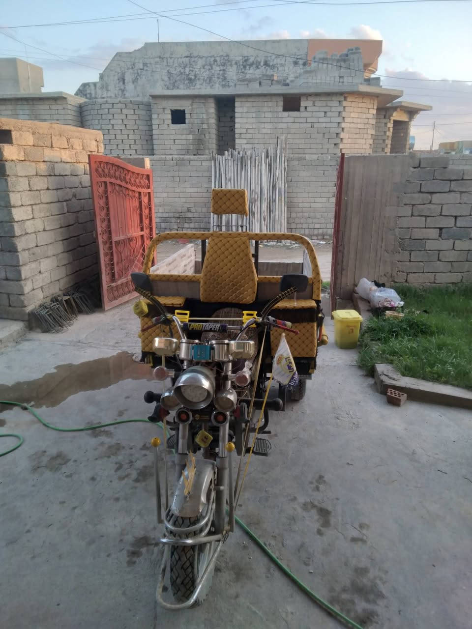 السلام عليكم متاح ستوته خير من الله شرط من كلشي كهربائيات ركبه خياس كله شرط شغل واطلع نكره سلف 
السعر 1500 وبيها مجال بسيط
***********
