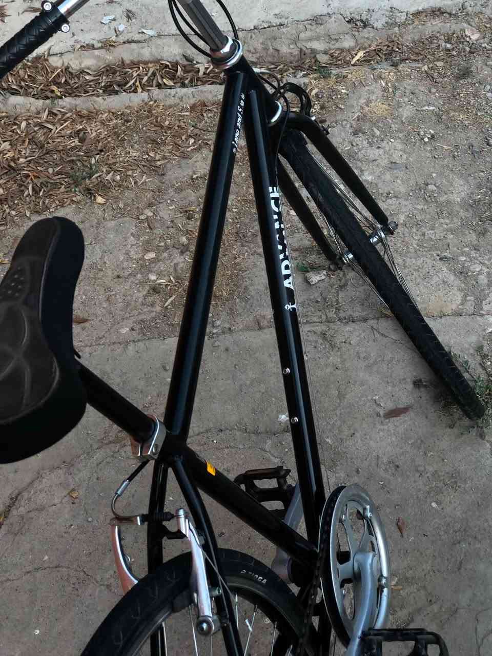 الـسـّـلام ؏ـليڪم
للبيع دراجة رياضي مال بالة
حجم 28 
كير فقاص سبع نمر يبدل شغال 
بريكات ورا وكدام شغالات 
سعرو 90 وبي مجال للطيبين 
رجاءً مو شراي لا تدفع سعر وتكسر بالحاجة عيب لان
مكاني حي الوحدة ***********
