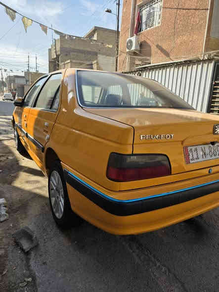 السلام عليكم بيجو موديل 24 سياره هيئه غرامات مصفره سياره جديده كفاله عامه السعر  الخاص سياره حره مكان بغداد رقم الهاتف***********
