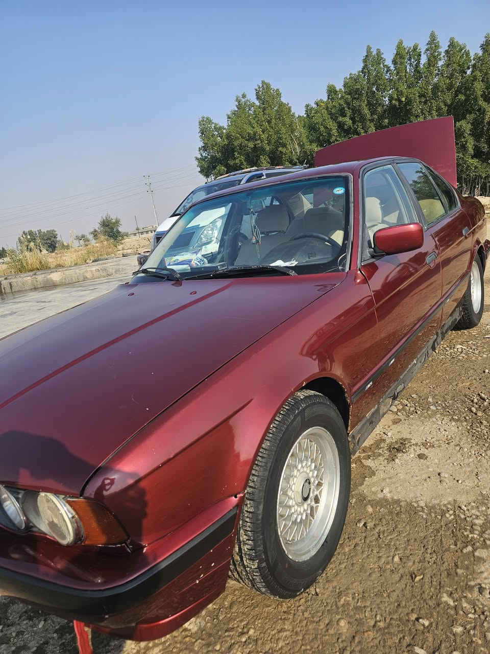 Bmw 525
موديل ٩١
سياره مال جناي 
منضومه تبريد جديده 
كير اوتو 
مسكر عدله 
منظومه لايت زنون 
قفل سنتر لوك 
سنويه لل ٢٧
تخم تاير جديد 
حداديه جديده
السعر ٦٨ $
***********
***********
العنوان بابل الشوملي
