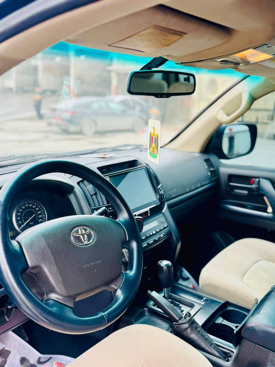 *********** رقم صاحب السياره.يالله ادوات ادوات ادوات  لاند كروز 2011  خليجي حاوية بدون كص بدون فتح جاهزة من كلشي ع وضع الشركه السياره دخول جديد مكينة ( 8V )سلندر سيارة   بنزين بنزين   بريم تاير جديدة  تريك ناشف  من حدادة من نعومة تعهد من السرقة والعشائر والكص سعر 160
