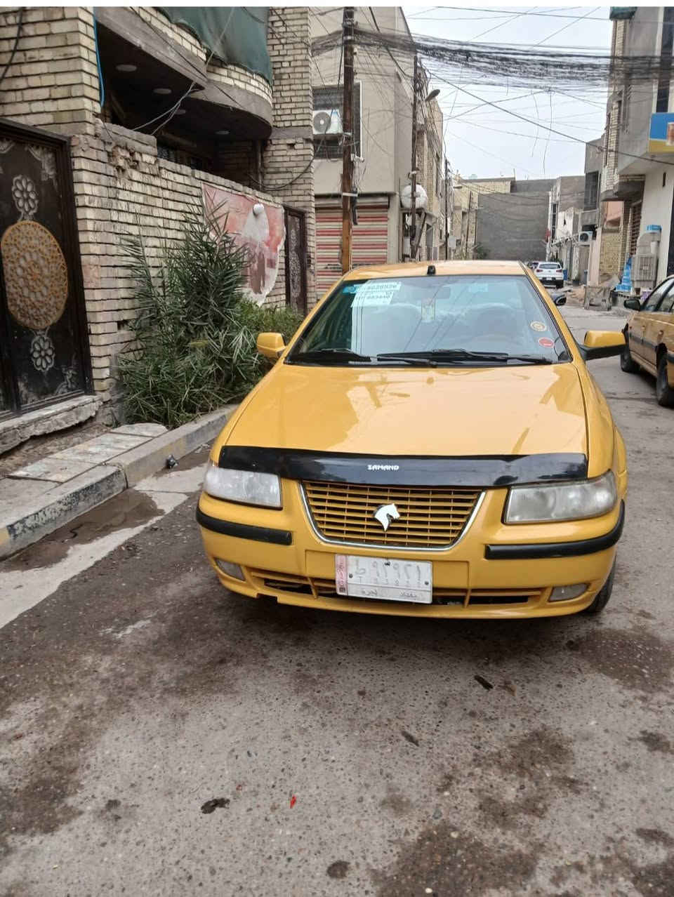 السلام عليكم سمند ١٢بدون صبغ وخياس وضربه مقفولة مكينه جديده كيرحداديه نضيفه جدآ بس بيه دوسات صبغ هيه غرامات مصفر مكان بلديات سعره ٣٨شراي يجي ويدلل ***********
