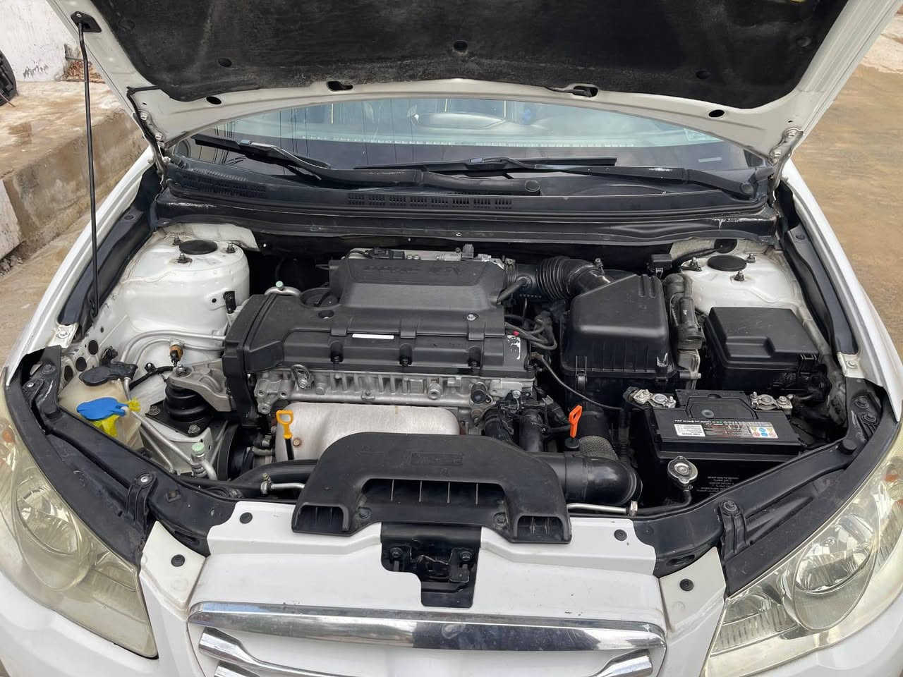 انترا موديل ١٠ رقم بغداد محرك ٢٠٠٠ سيارة جاهزه من كلشي السعر ١٢٣ وبيه مجال رقم مبايل *********** ابو احمد
