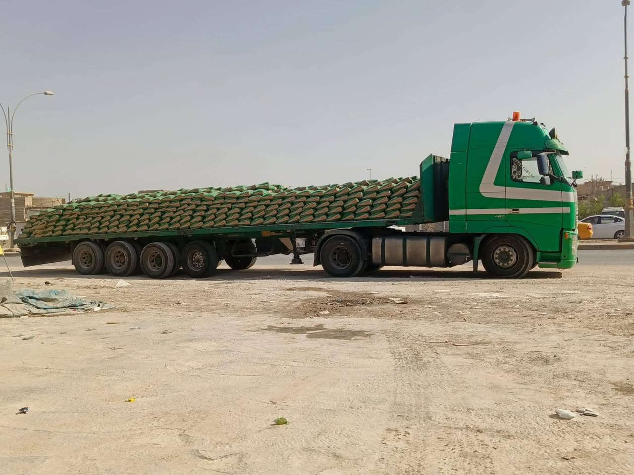 سلام عليكم ورحمه الله وبركاته سياره للبيع  فالفو 2004 توماتيك،رقم سليمانيه تحويل مباشر،طوناج خير من الله 39
رقم الهاتف ***********
