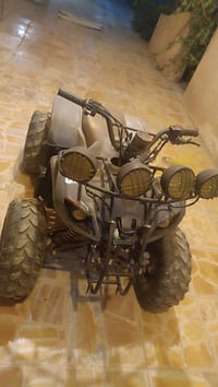 للبيع رباعيه استعمال قليل السعر ٥٠٠ الف العنوان بغداد ٠٧٧٢٤٩٨١٦٦٢