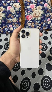 جهاز ١٣ برو ماكس لون ذهبي للبيع نضافه ١٠٠/١٠٠ الشاصي مرايه شخط واحد ما...