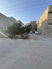 قطعة أرض ١٥٠م للبيع في حي الجهاد مربع البيداء قرب الشارع العام موقع جد...