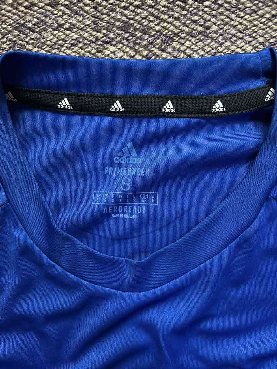 اديداس
رياضي مفلتر شعار جيلاتين

اورجنال
قياس سمول ميديم 

السعر والحجز مراسله الصفحه او واتساب


**إذا كنت صاحب هذا الإعلان وتريد حذفه لأي سبب، رجاءا أرسل رسالة إلى الدعم الفني**