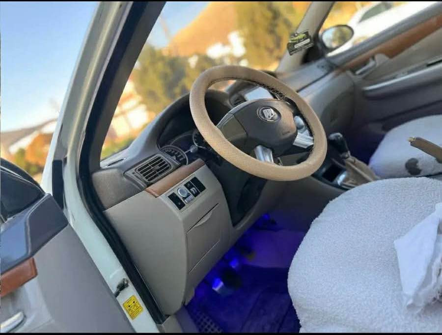 لیفان  
مۆدێل ٢٠١٣ 
سە نە وی ئە سلی  لە گە ڵە بە شەرتی  ئە وە لیات و حجزی لە سەر نە بئ پارە ی شەریکە ی تیا نە بێت 
پاکانە شی لە گە ڵە 
سە یارە کە قە پات مواسە فات 
گێڕ عادییە 
٤تا یە و ویلی لۆکی لە ژێرە 
گێڕو مە کینە ی بیلاد خۆیە تی 
سە یارە کە توندو تۆڵو بێ مە سرە فە ماڵی فە قیرە 
 یە ک  دینار مە سرەفی نییە زۆر جوانە 

تە نها بۆ فرۆشتن  
 جوابی کۆمێنت نایە مە وە گە ر موشتە ری تێل بکە لە مە سنجەر یا وە تس ئە پ 
 ئیشی قیست و قەرز ناکە م تکایە بۆ ئە وە نامە مە نێرە.  
لە سلێمانیم 
سعری ٣٨ گە ڵا و کە مێک معا مە لە 
*********** السليمانية, العراق
