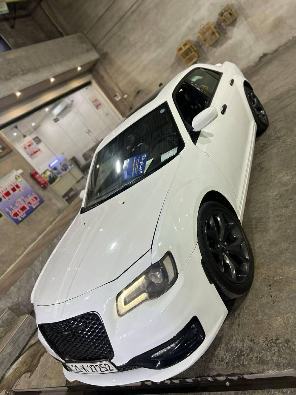 18s
وراد كندي 
السيارة داخله للعراق كلين 
هنا صار بيها جاملغ وباب السايق رش 
 مال صدر كلير من امريكا

بدون يرباك 
بدون حادث 
ماشيه 140
لايت خير من الله تجي وتشوف
ويل مكسيكي 18
سنويه بسمي 
شمالي 
بنوراما فتحتين
وموصفات ال S السعر ٢٦٥ وبيه مجال  
***********
