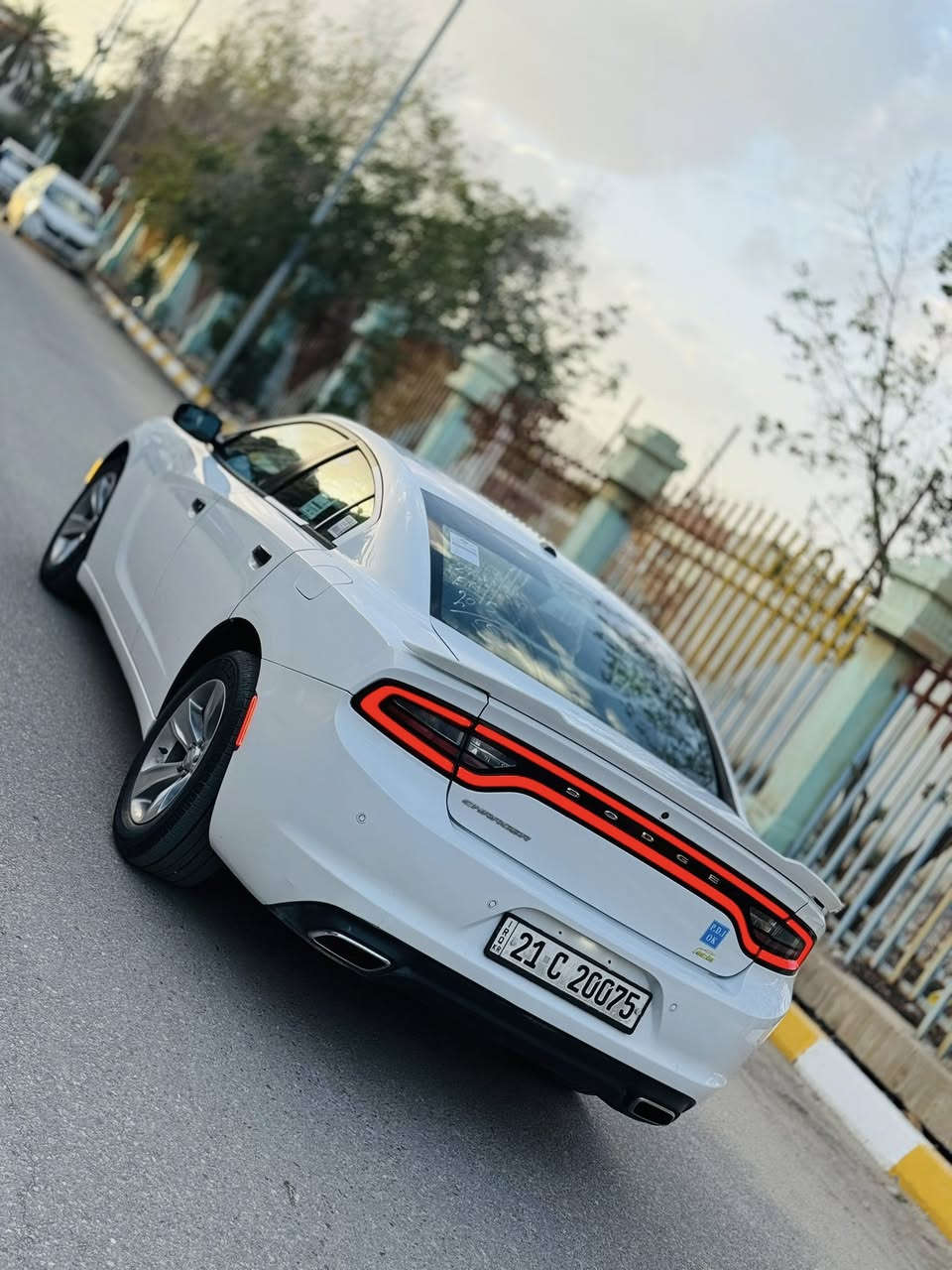 السلام عليكم
جارجر 2015 اصل وارد كندي رقم سليمانية مداور ثاني يوم راعية يمي كفاله عامة عدا كارت بسيط مقدمه بنيد جاهزه مكينة كير حداديه تبريد تخم تاير اكسن مامشتغله خط ماشية 200 شاشه جبيرة وكامرة احلا من صور بدون شخوط او بارد
مكان السيارة:الناصرية :مركز
السعر 188وبيه مجال 
***********
