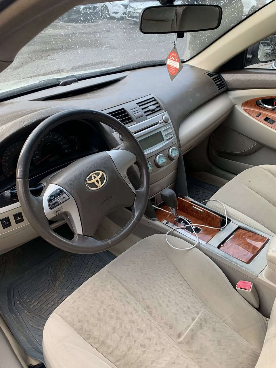 كامري 2007 خليجي فول بيها صبق فقط بل بونيد 
كير ومحرك شرط  هزه وسنويه جديد  صدر جديد  السياره جاهزه السعر 105 بيها مجال 
***********
