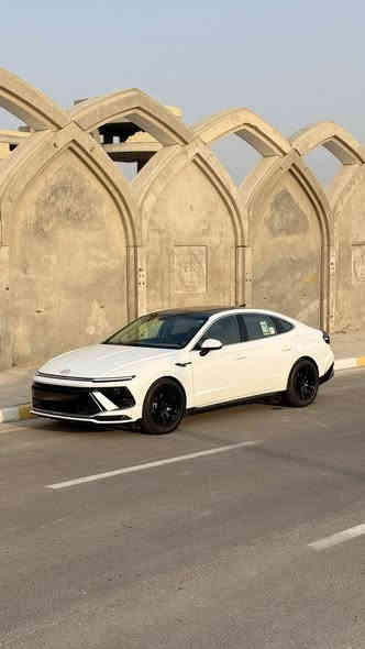 هيونداي سوناتا 2024 
وكالة الت ساك خليجي 
اعلى فئه رقم بغداد دولي تحويل مباشر ماشيه 25 الف كم 
كفالة عامه من گلشي محرك 2500 

مواصفات ،

بصمه دخول ذكي 
بنوراما 
تشغيل عن بعد 
كشنات جلد داخل قرميدي
كير تعليك 8 نمر 
لد أمامي خلفي 
لد داخلي دشبول وابواب متغير ألوان 
حساس امامي خلفي 
كامره خلفي 
شاشه متصل كار بلي 
مري كهرباء شفط 
 مناخ منفصل راكب وسائق 
السيارة

مصروف عليها هواي وشغل متعوب عليه 

تغليف ppf matt سعره 25 ورقه عليه ضمان 10 سنوات 
ويل SRT اصلي سعره 9 اوراق 
تخم تايرات مشلن MICHELIN وكاله سعره 12 ورقه تخم كامل 

السيارة على وضع الوكاله دواخل وخارج ومال جناي على ايد وحده من الوكاله دهن كله وكالة اكسادو وماشايفة غير البانزين المحسن والسوبر جاهزه على اخر حبه وماناقصها اي شي 

السعر 260 وبيها مجال للشراي فقط
 للاستفسار ***********
🔴 ورجاءاً الي ماعاجبه السعر يذكر كلام طيب مثله السياره مصروف ومتعوب عليها متتقارن بالي موجودات بالسوك 🔴
