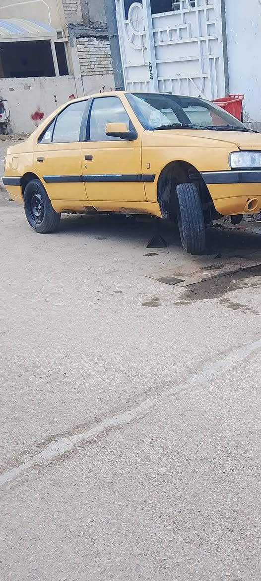 بيجو لميس 2013
رقم بغداد دولي انكليزي الجديد 
محرك قبل يومين مسوي تجفيت عام 
بساتم ابو الحفر رنكات يطغات واشرات قوايش تايم كيس وداينموا  رولات  كرنك اصلي 
يعني تجفيت عام حتى دهن سحك بعدة بالسيارة. 
بنزات جدد دسكات فلنجات جدد  حتى بريشر جديد يسموه بور بريك وعبنار بريك رئيسي كلة جديد 
تايرات نضيفات ويالة مصبوغة 
باتري جديد 
مصفرة غرامات هيئة سنوية 2028
مدوشمة كشنات أرضية كلة جديد 
*********** بي واتساب 
مكاني بغداد بياع شرطة رابعة 
سعر 40
