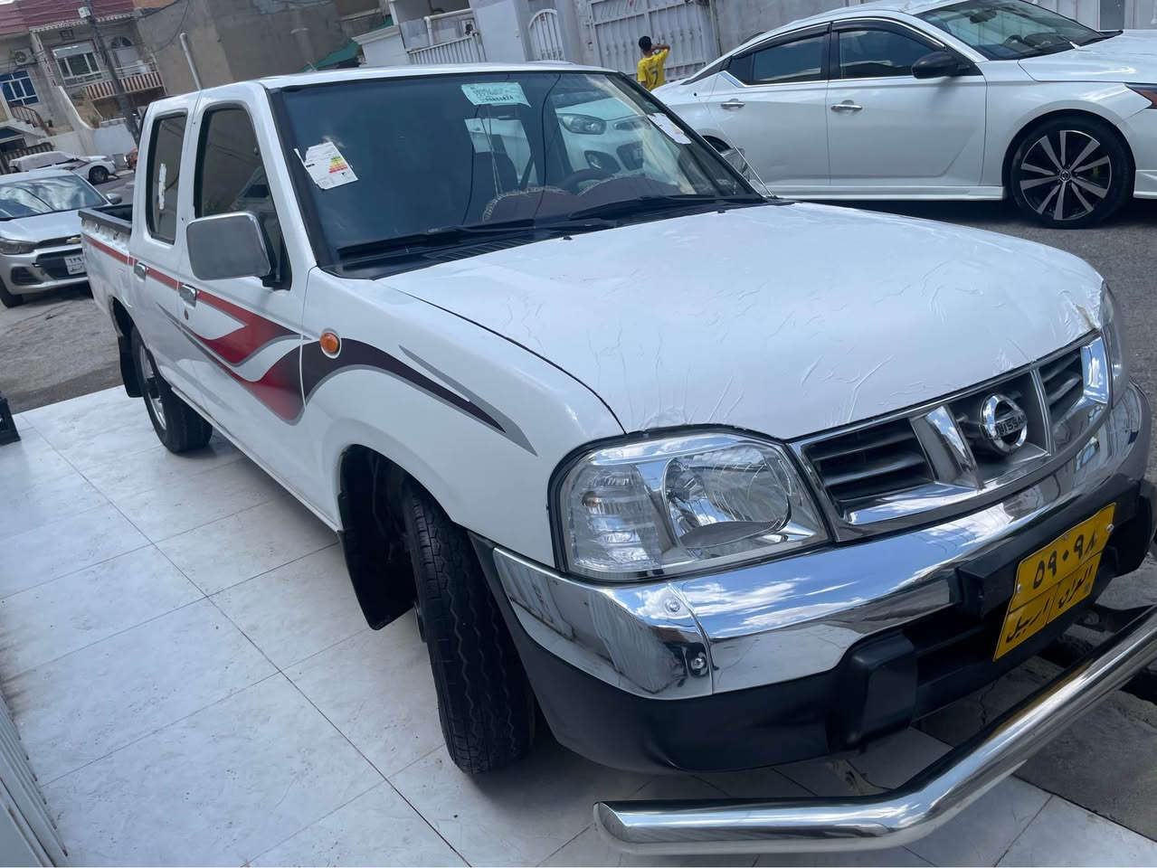 بيكاب نسيان ٢٠٠٧
ياباني اصلي ناوسور دبل كيج
سياره باك و خاوينه
كيرو مكينه و تةبريد بةشةرت
٣ شويني سبوخ داخلي جوانه
سةنةوي تازه بةسةرجوه 
سعر ٩٥$ خوار بازار
هةولير
*********** أربيل, العراق
