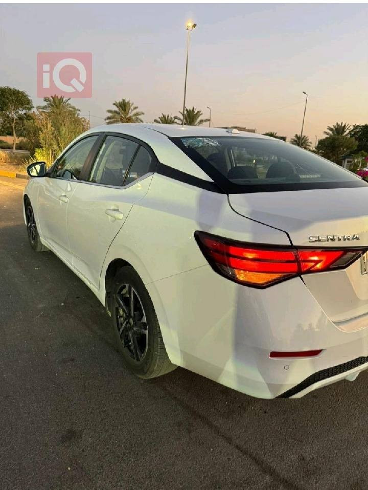 السلام عليكم للبيع نيسان سينترا 2025 مواصفاتSV وارد امريكي سبير ما نازل حادثة طخات بصفحه السايق كفاله بدون دواخل ولا شواصي ولا لغود سياره زيرو 
للاستفسار واتساب***********

