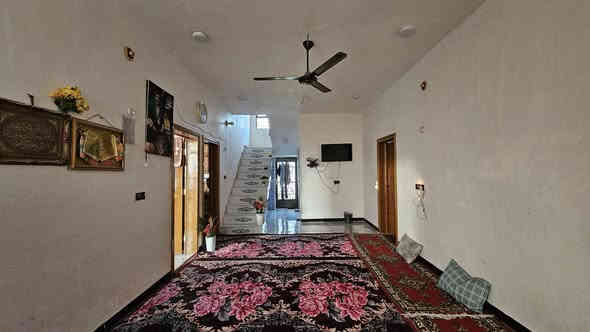 ✅️دونم إله ربع في كربلاء 
 دونم إله ربع للبيع واجهة 40 متر مع بيت طابق ونص مساحة البيت 200 متر تحت البناء طابو زراعي سند 25 (تحويل مباشر بأسم المشتري) الموقع كربلاء - منطقة ال جباس شارع نجف كربلاء عمود 1095 وتنزل 3 كيلو عن الشارع العام طريق الزوار يبعد من مركز مدينة كربلاء الامام الحسين(ع) 15 كيلو 

💵السعر 140 مليون مكتب الحسناوي للعقار  

أتصل الآن : *********** 📞
