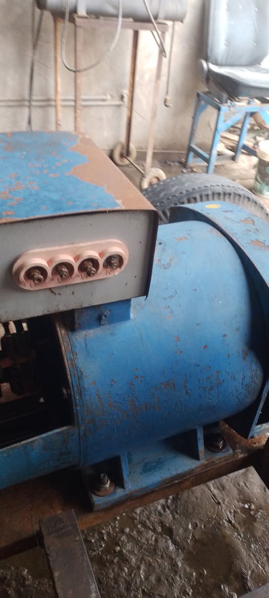 مولدة عنتر ٣بستم ٢٤كيفي مكان ديالى بلدروز للاستفسار الاتصال بالرقم*********** واتساب***********
