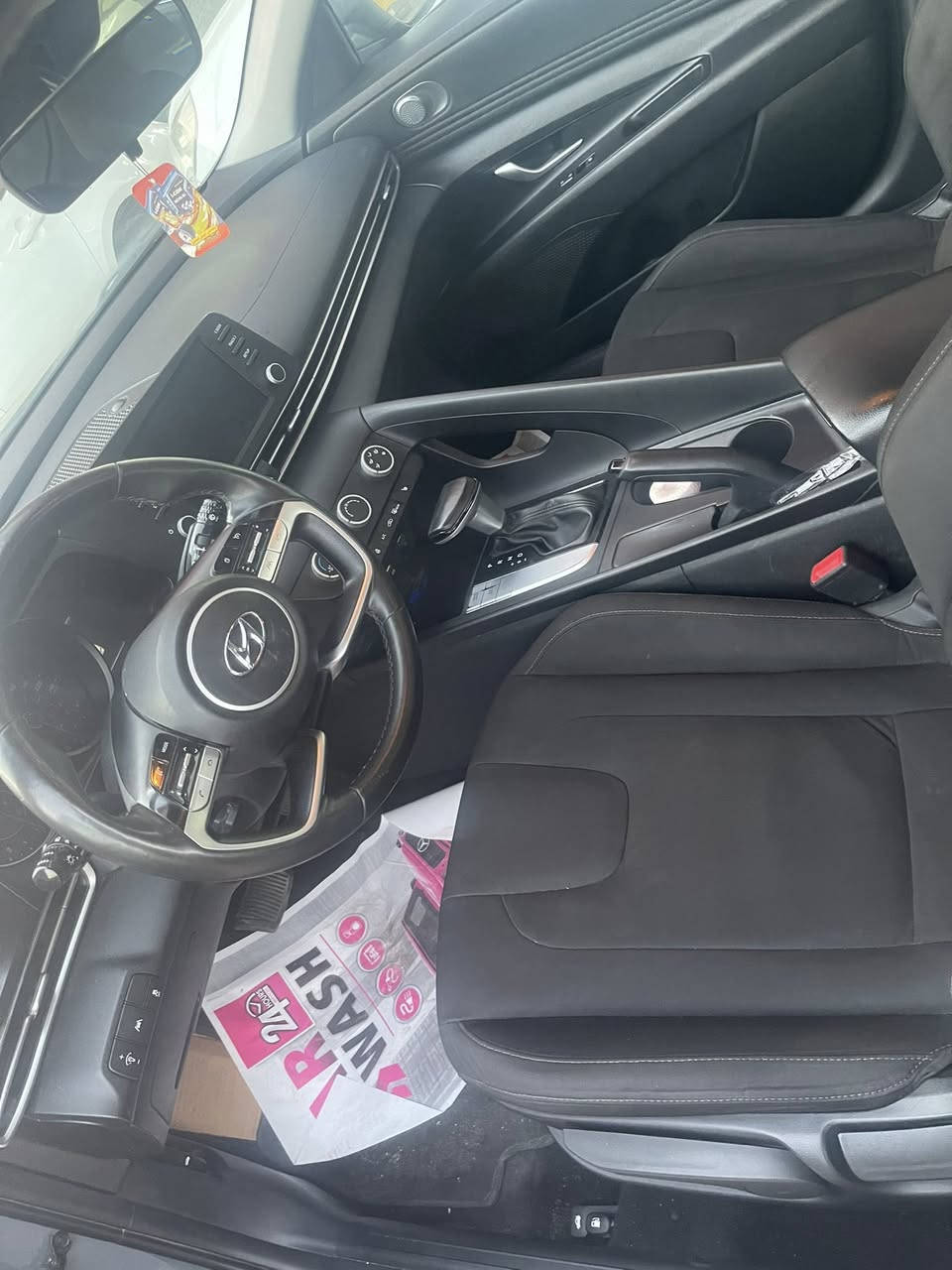 انترا. مديل. 2022حادث. بنيد. جاملغ بدون. دواخل.   سياره.جديده. مكينه. 2000. سعر. 142. عنوان بغداد ***********
