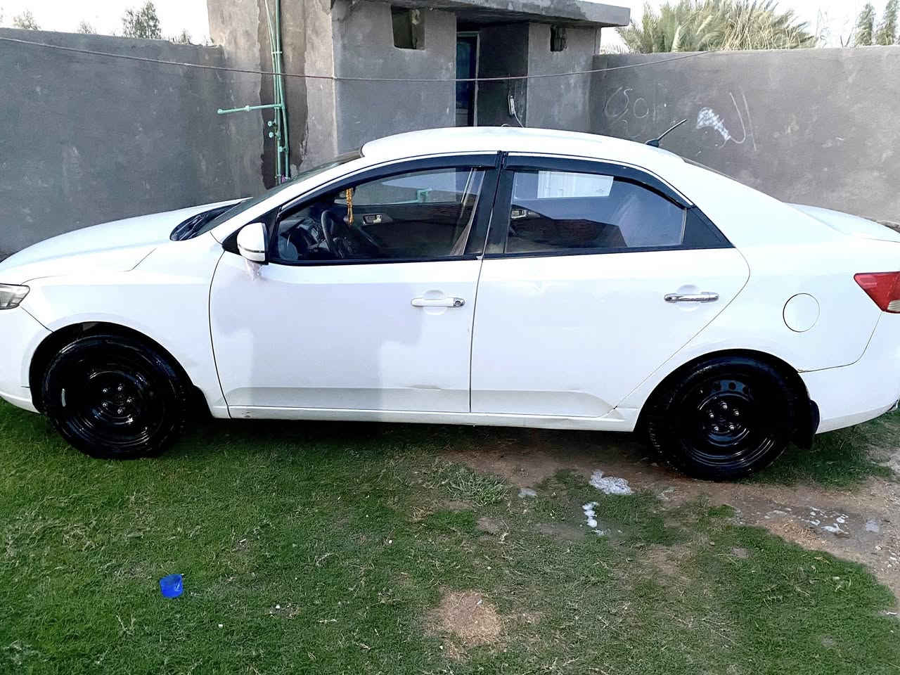 السلام عليكم كيا سيراتو موديل 2011
لللبييع السعر ً.،::$90 قفل

السياره جاهزه مال جناي بدون ضربه بدون تبديل 🛑مكفوله فقط الي بل سونار +مكينه والكير بحاله جيده 

***********

***********وتساب فقط
