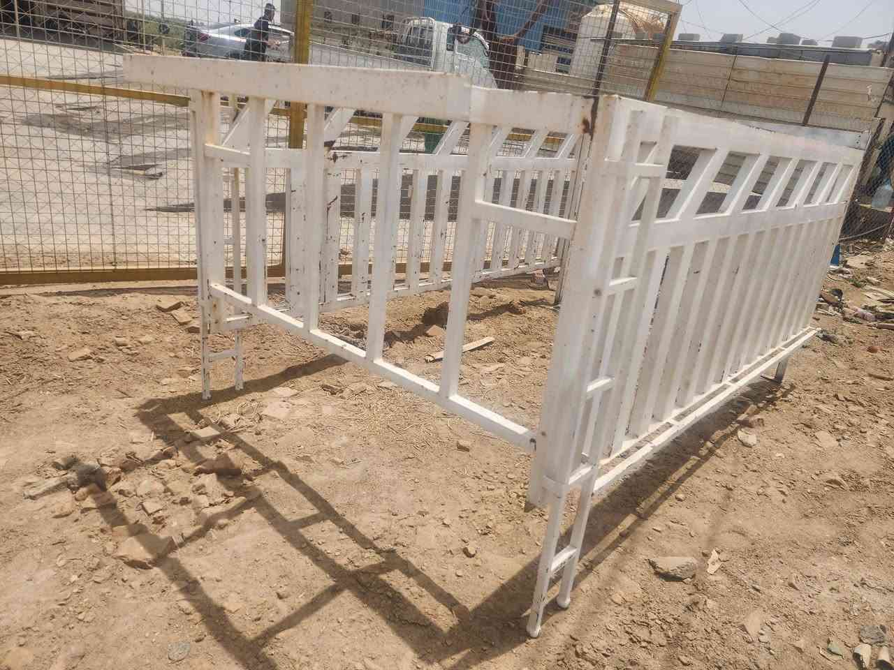 محجر كيا نثيه جديد السعر ٣٥٠ مكان الناصرية لإصلاح ***********
