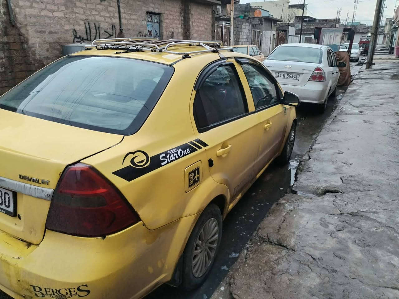 افيو 2009
سعرهاا مناسب حيل 
رقم نينوى مصطره
هيئه غرامات صفر
شرط التحويل
بيها طلكيطات وبيها طخه بل جاملق الكدام بدون داخل
داخلها نضيف مسجل شاشه
شراي نتصل وتدلل ***********
