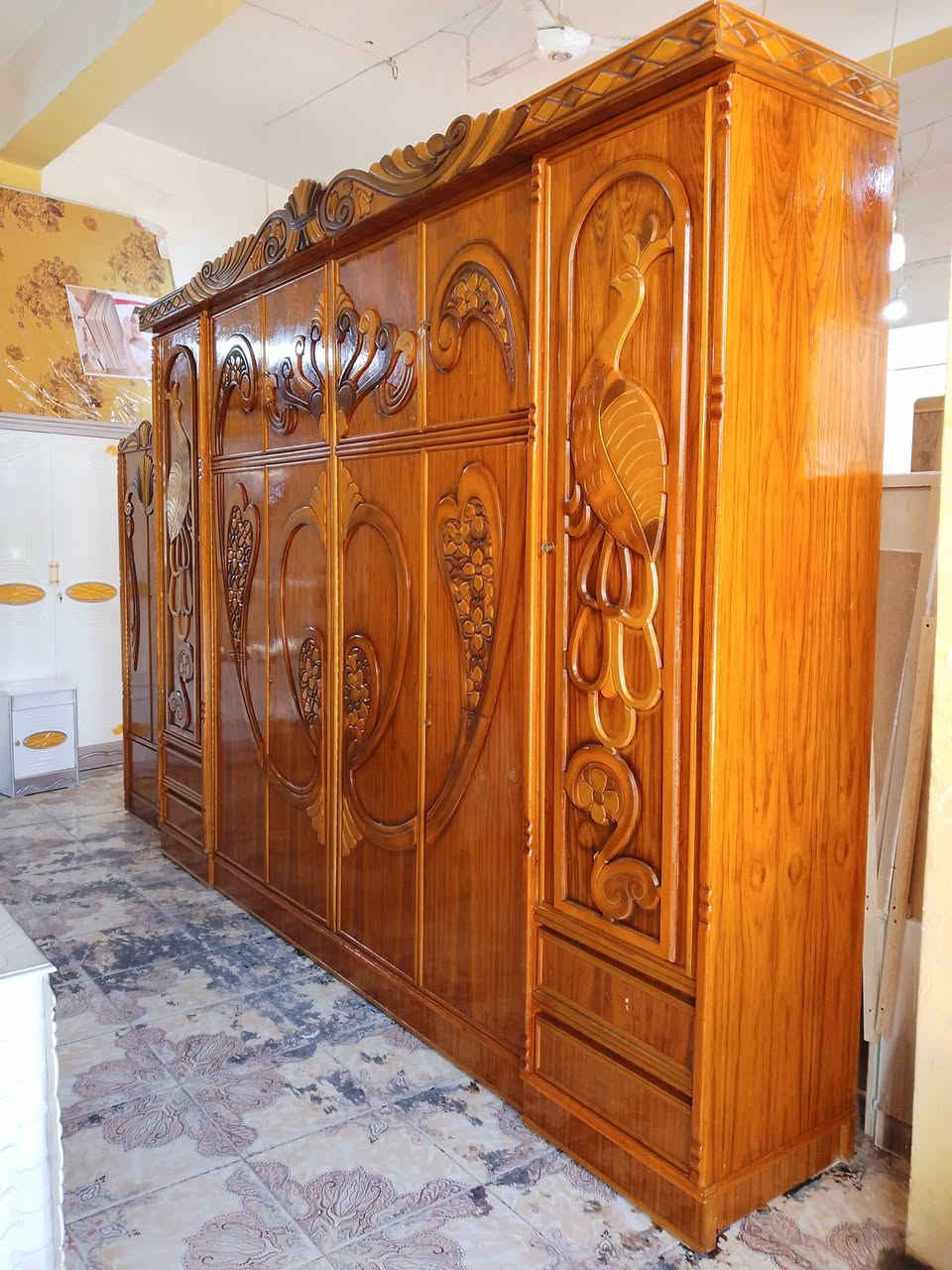 غرفة مستعمله
نظيفة حلوه 

6 باب ملحق 

صبغ جديد 

ظهر جرجوبه 
سعر 800 الشد والنقل مجانا 

العنوان بعغوبة خلف الحسينة 
***********
