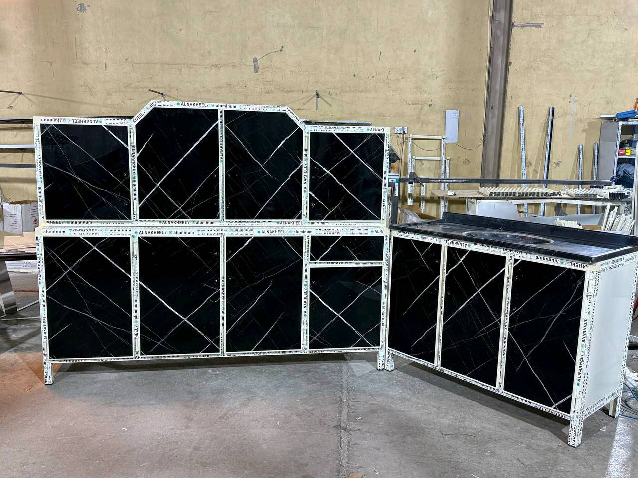 🔥🔥🔥

المنيوم فصال وليس السوكي ❌
 
القياس مترين ارضي وملحق ومتر وعشرين سنك مرمر 
السعر// 310 الف