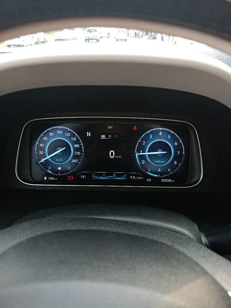 هونداي كريتا تو كلر فل مواصفات بصمة ابواب وبصمة تشغيل تشغيل عن بعد ترحيب عند الاقتراب ترحيب عند فتح الباب بانوراما بالكامل ضمان نهاية سنة 2026 يو اس بي اي بي اس سبع قيادات ايكو ونورمال وسبورت عند نزول المنحدرات والثلوج مانع انزلاق لايت كشاف ضباب كامرة خلفية حساسات خلفية ليد نهاري محرك 1500 دبل نوزل موديل 24 خليجية مكفولة من الحادث وبعد بيها هواي مواصفات للاستفسار اكثر للاتصال على *********** او *********** كربلاء, العراق
