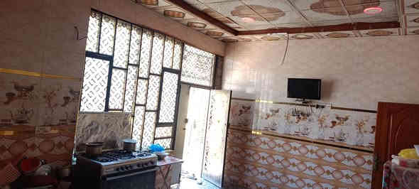 سلام عليكم دار للبيع يحتوي علا غرفتين وصاله ومطبخ وبراني المساحه كل 476متر زراعي منطقه السيد صلطان يبعد عن الشارع 10مترسعر 25بي مجال ***********
