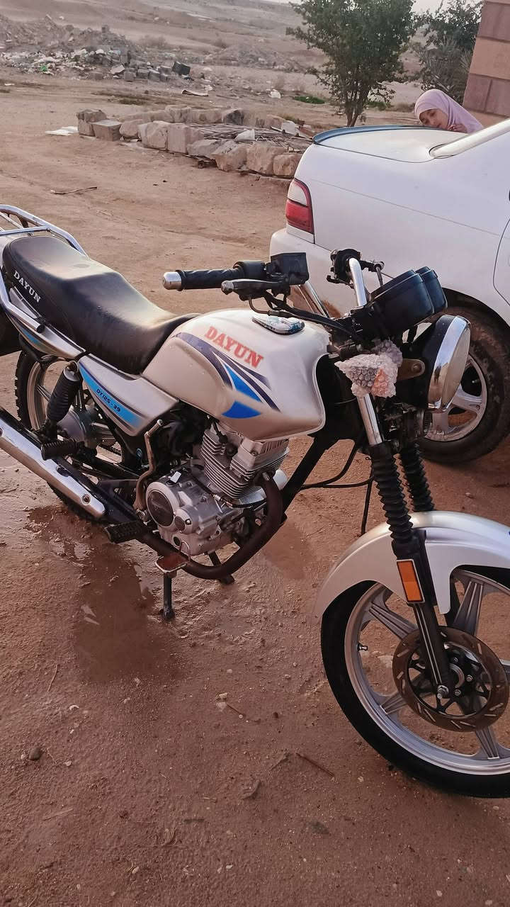 السلام عليكم موديل 20 دراجه جديده سعر 850 وبيها مجال ***********
