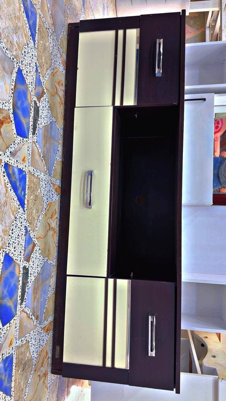 ميز بلازمة لونين كلش نضيف


**إذا كنت صاحب هذا الإعلان وتريد حذفه لأي سبب، رجاءا أرسل رسالة إلى الدعم الفني**