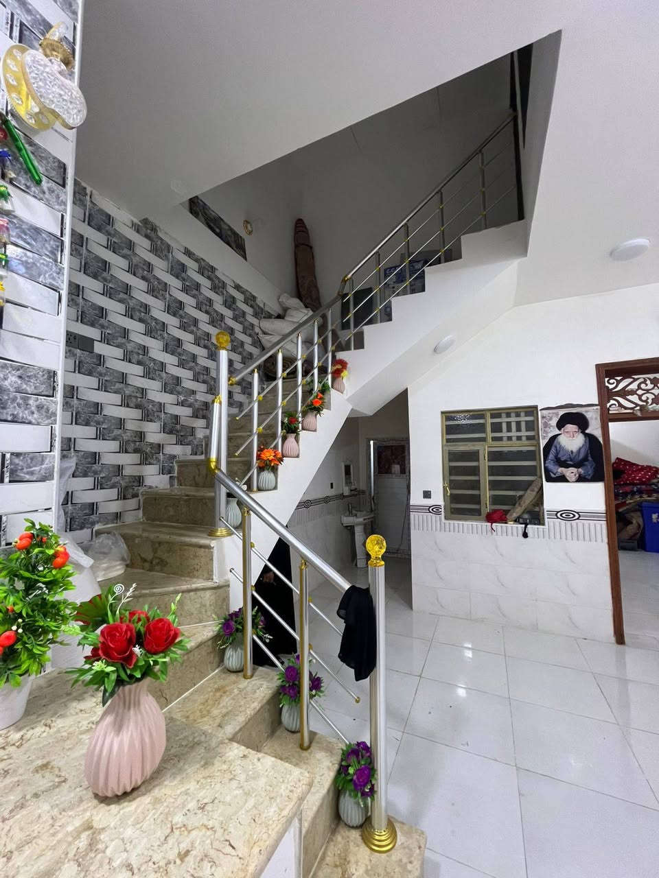 🏡دار للبيع🏡
المساحة: 100 متر مربع،،،،
*********** 
✅ #طابو_زراعي_سند_25_أقرار_محكمه
السعر: 42  (مع المجال)
الموقع: النجف شارع الصب عمود 327 #ألخط_ألاول وقريب للشارع العام 

مواصفات البناء:
غرفة نوم وصاله ومطبخ واستقبال حمامات داخليه وخارجيه وكراج 
بناء مرتب (أساس + سقف كونكريت + طابوك)
أرضية بورسلين أبو الـ 60

الخدمات:#بعد_عن_سوق_100م
ماء كهرباء مدارس سوق تبليط مولد

للاستفسار والاتصال:
***********
