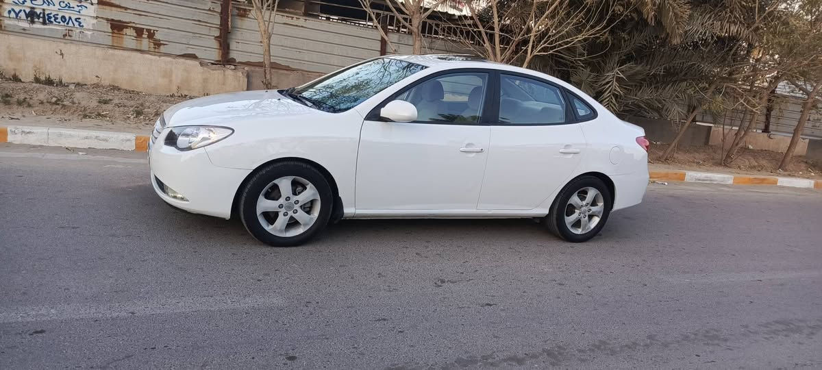 النترا 2010 فول مواصفات محرك 1600دووش فتحه سلايت رووف تبريد بيانو شاشه كبيره ويل 16 .
المؤشر باللون الأحمر صبغ 
كير محرك تبريد تخم تاير بحاله جيده .
مكان السياره بغداد .
السعر 108 ورقه .
***********/غير متواجد على الفيس . بغداد, العراق
