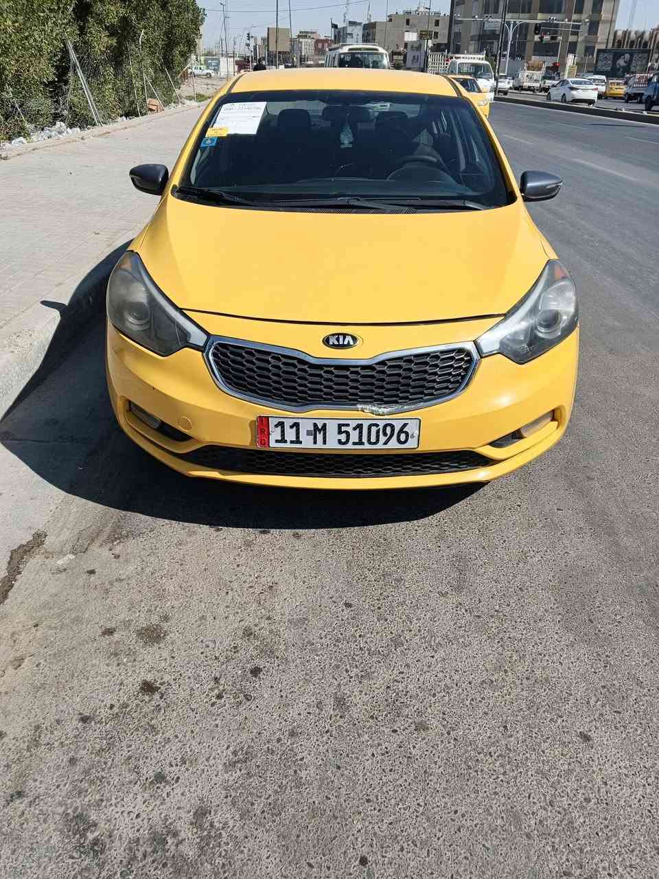 السلام عليكم كيا فورتي 15 بيضه الواحد ب 98 وبيها مجال غير متواجد على الفيس رقم الهاتف،*********** غير متواجد على الفيس
