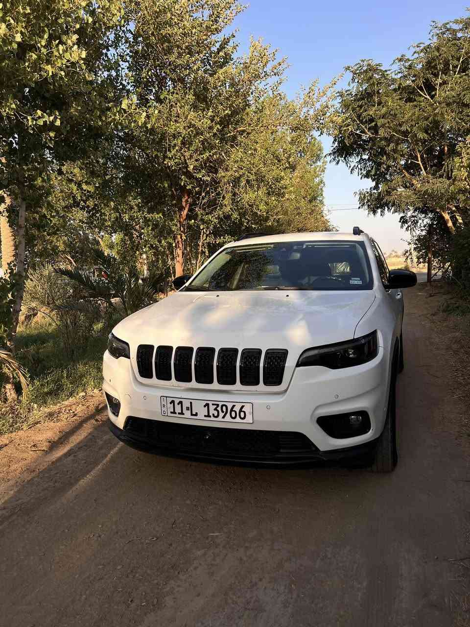 جيب شيروكي بزون للبيع
موديل ٢٠٢٣
وراد امريكي 
سياره بأسمي مداور ثاني يوم 
للاستفسار ***********
او خاص
