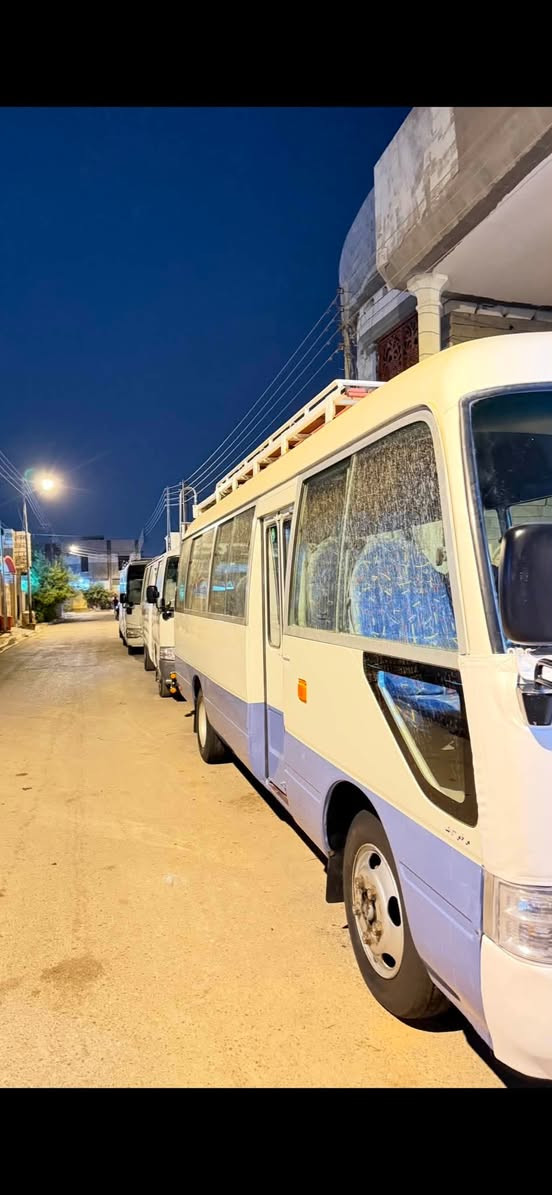 16 شماليه باسمي ماشيه265 دخول جديد جاهزه ع اخر حبايه فقط تحتاج صبغ الويلات ومتواعد وي الصباغ بيه بخ كويت بلازرك وشوي من الابيض بلكصيره بيها باب السايق بلازرك صبغ وبيها ترويج مال بارد بلكصيره وبخ بلكصه بلا معجون 
العنوان البصره 
***********
