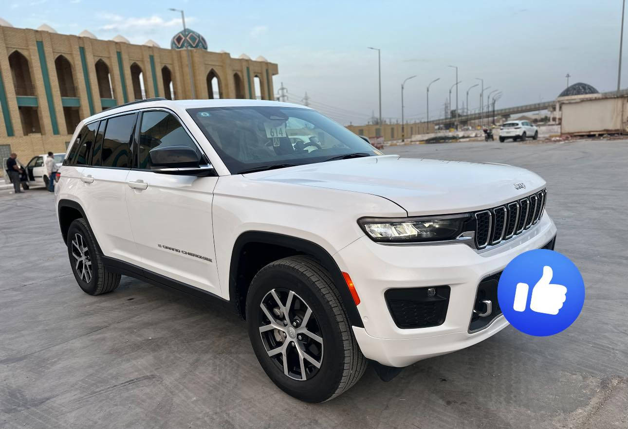 السلام عليكم 
جيب شيروكي لمتد 
Jeep Cherokee  3.6L Limite

      
ماشية 11 الف km  
رقم واسط الدولي  
المواصفات : 1/1 فول  
 • محرك 6 سلندر 3600
• السقف بانوراما طكتين
• المقاعد جلد تدفئة وتبريد 
• حساسات امامية
• حساسات خلفية
• كاميرا خلفيه 
• نقطة عمياء
• مقود السائق كهربائي
• دفع رباعي 4X4
• تشغيل عن بعد
• صندوق كهربائي
• تدفئة ستيرن
• المقاعد السائق ولراكب كهربائي
• ذاكرتين لحفظ وضعيات الجلوس 
• شاشة كبيره 8.4 انج
• نظام خاص للطرق الوعره
• المصابيح الأمامية  لد نهاري + اشاره ترحيب من الاقتراب من السيارة 
• اشاير بالمري
• نظام الملاحه Gps
• كشافات ضباب بروجكتر 
• محدد سرعة 
• نظام بريك اوتاماتيكي ( Auto break system)
• نظام تشغيل واطفاء اوتماتيكي للمحرك ( Auto start system) 

السيارة بيها دعامية سرقة  وبيها بالجاملغ جهة  السايق بيها تعديل وصبغ فقط 
السعر 330 وبيها مجال حك الجية

مكان السيارة : واسط 

 ***********
