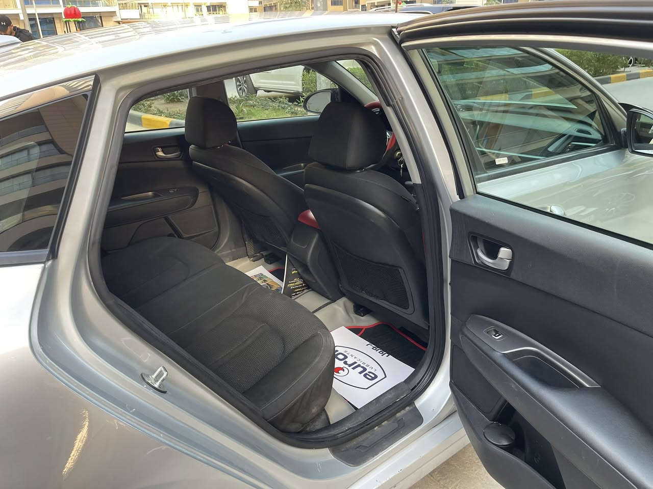 السلام عليكم اوبتما ٢٠١٩ بدون حادث بدون ايرباك بدون نقص خمس قطع صبغ بدون دواخل مكانه مجمع بوابه العراق السكني 
***********
