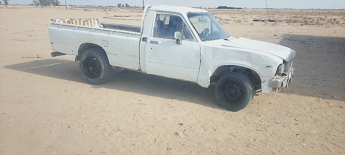 بيكم للبيع موديل 82 تك قماره 5 حلقات رقم ذيقار لماني اليف شاصي ملحوم مصبوقه سياره شقاله مال فلاح شرط تراي وين ماتريد سعر 13 وبيه مجال لشراي مكان بصره  زبير مزارع جسر كريدي ***********
